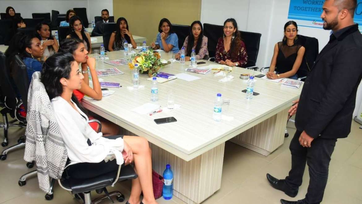 Miss Universe Mauritius : Défi Training School empowers candidates to become leaders 